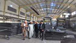 بازدید بازرس کل استان قم از واحد تولیدی زمرد شیمی